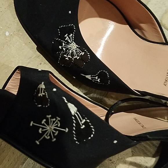 Prada Satin Stiched Heels - Picture 3 of 3